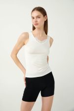 Vamp Γυναικείο Φανελάκι με Φαρδιά Τιράντα Micromodal 21800 Lamoda.gr