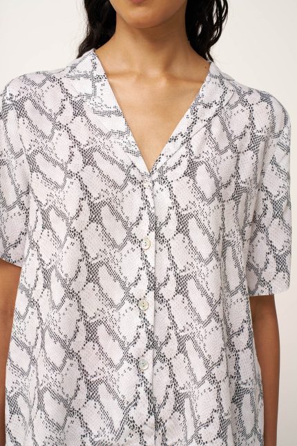 Γυναικεία Κουμπωτή Πυτζάμα Snake Print Vamp 24126